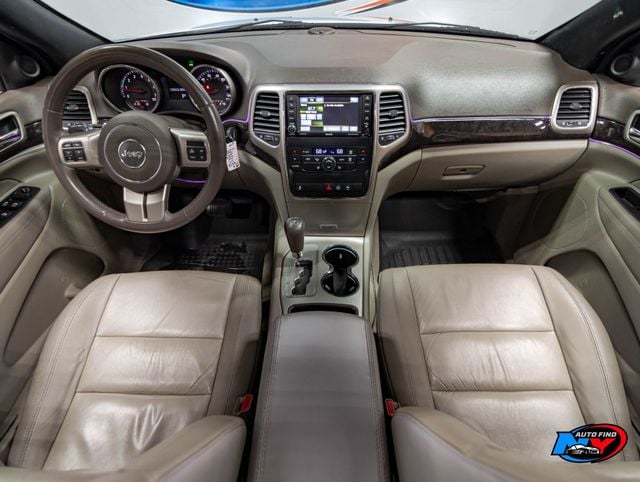 2013 Jeep Grand Cherokee 4X4, LAREDO, NAVI, SUNROOF, BACKUP CAM, HEATED SEATS, 18" WHEELS - 22967481 - 1