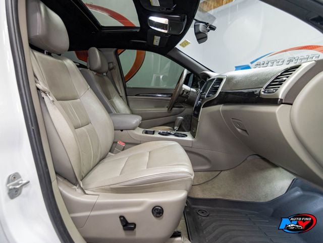 2013 Jeep Grand Cherokee 4X4, LAREDO, NAVI, SUNROOF, BACKUP CAM, HEATED SEATS, 18" WHEELS - 22967481 - 23