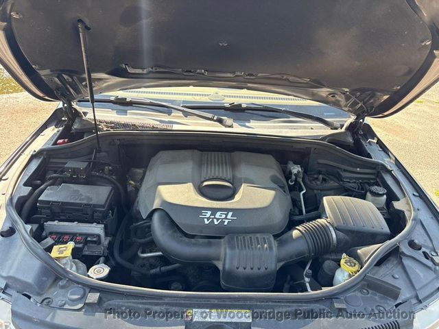 2013 Jeep Grand Cherokee Overland - 23051545 - 17