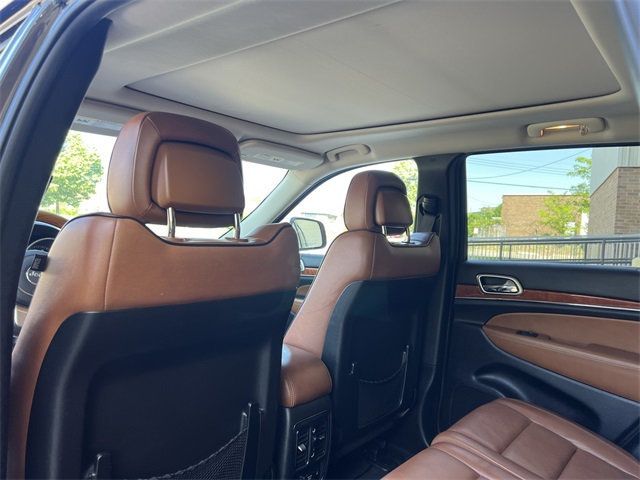 2013 Jeep Grand Cherokee Overland - 22863305 - 14