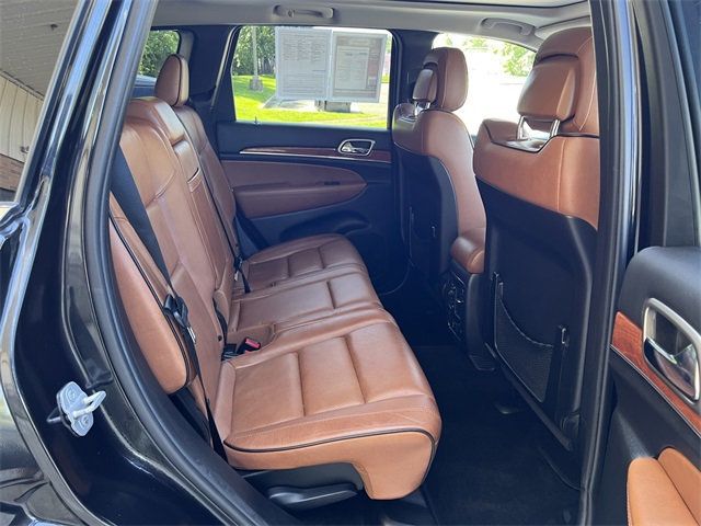 2013 Jeep Grand Cherokee Overland - 22863305 - 18