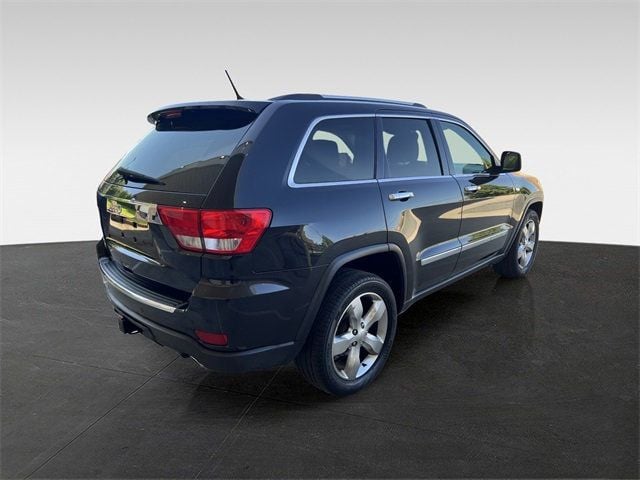 2013 Jeep Grand Cherokee Overland - 22863305 - 4