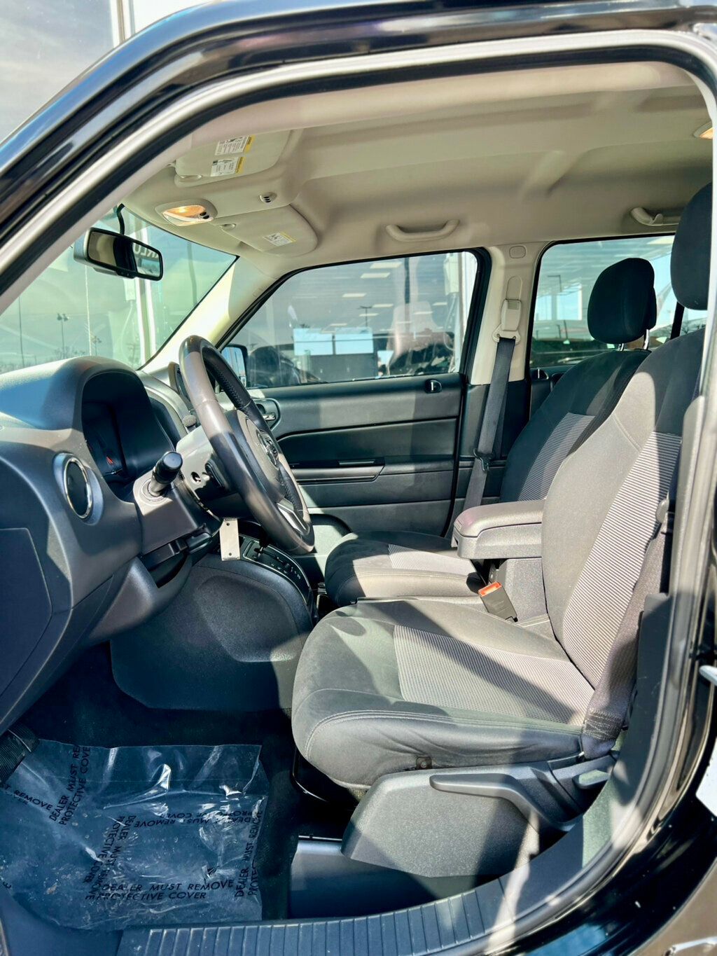 2013 Jeep Patriot 4WD 4dr Latitude - 22983093 - 12