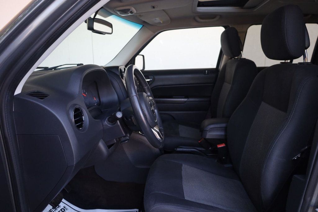 Jeep Patriot Latitude photo 16