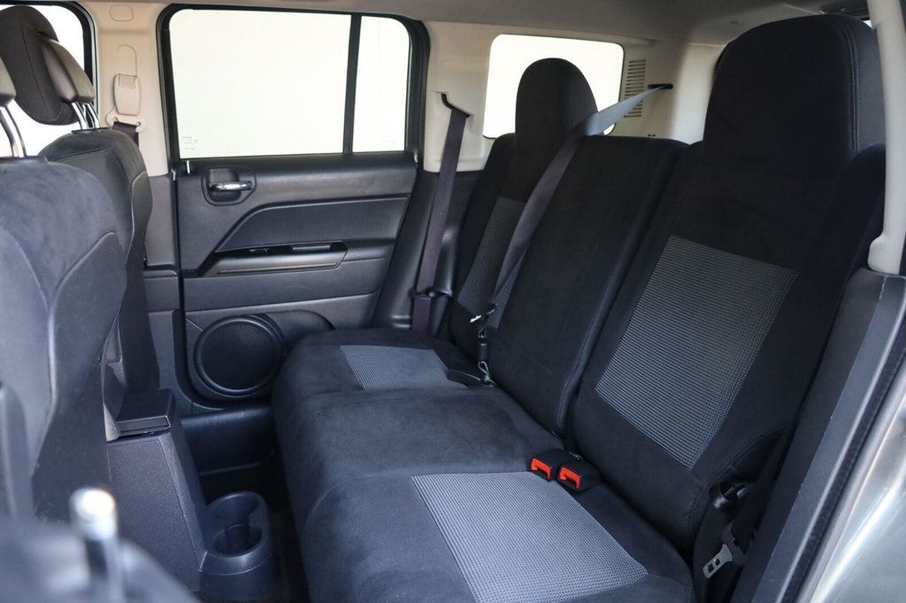 Jeep Patriot Latitude photo 19