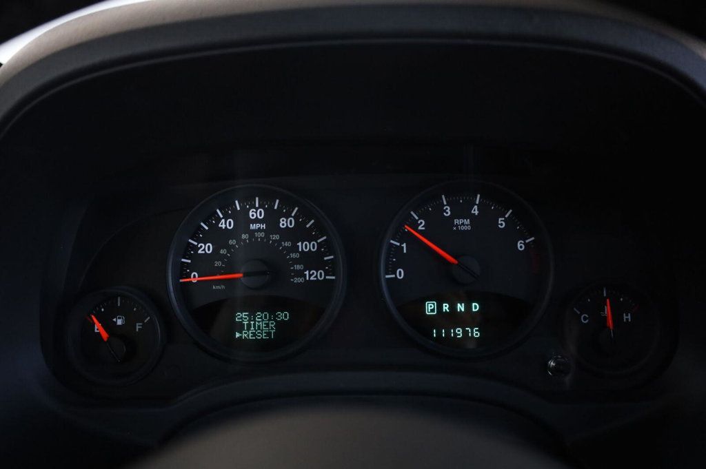 Jeep Patriot Latitude photo 38