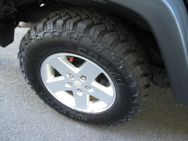 2013 Jeep Wrangler 4WD 2dr Freedom Edition - 23073598 - 31