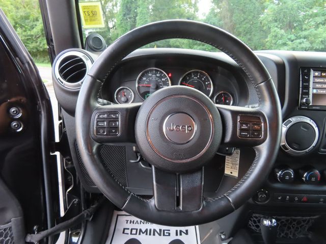 2013 Jeep Wrangler 4WD 2dr Sahara - 23053240 - 33