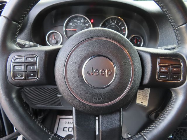 2013 Jeep Wrangler 4WD 2dr Sahara - 23053240 - 34