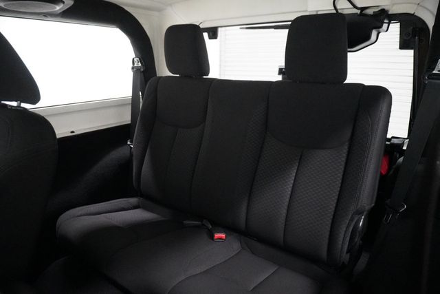 2013 Jeep Wrangler 4WD 2dr Sport - 22920465 - 11