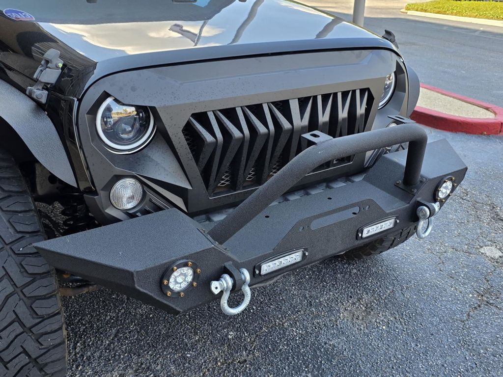 2013 Jeep Wrangler Two-Door Sport photo 16