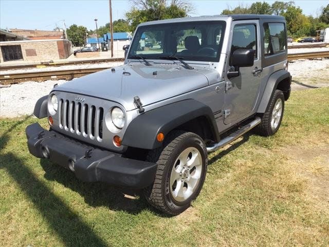 2013 Jeep Wrangler 4WD 2dr Sport - 22587656 - 3