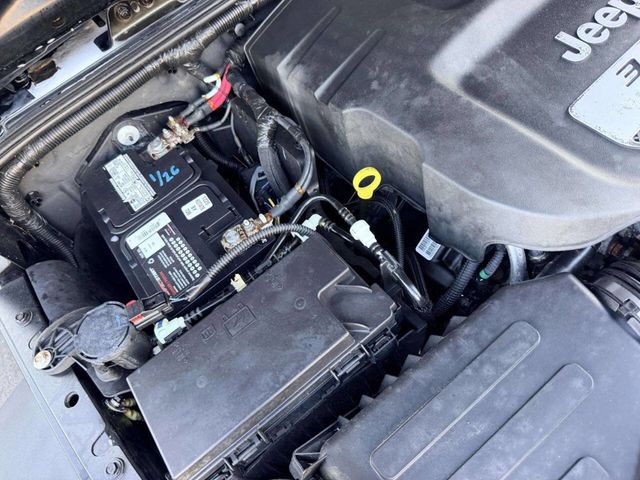 2013 Jeep Wrangler 4WD 2dr Sport - 23055252 - 11