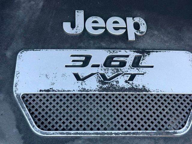 2013 Jeep Wrangler 4WD 2dr Sport - 23055252 - 13