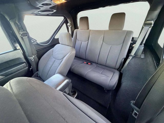 2013 Jeep Wrangler 4WD 2dr Sport - 23055252 - 17