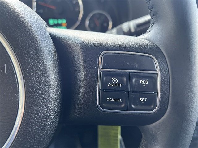 2013 Jeep Wrangler 4WD 2dr Sport - 22967559 - 16
