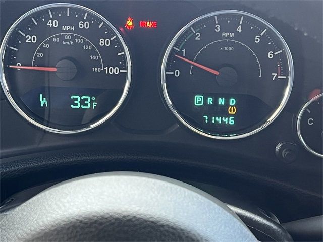 2013 Jeep Wrangler 4WD 2dr Sport - 22967559 - 17