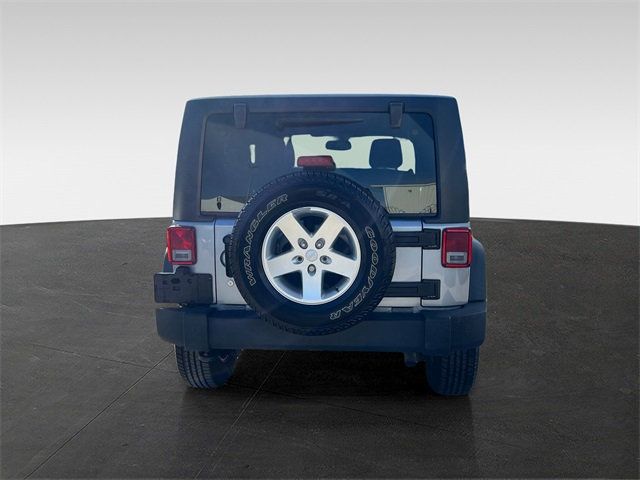 2013 Jeep Wrangler 4WD 2dr Sport - 22967559 - 3