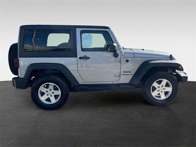 2013 Jeep Wrangler 4WD 2dr Sport - 22967559 - 5