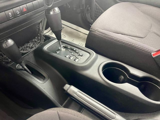 2013 Jeep Wrangler 4WD 2dr Sport - 22954128 - 13