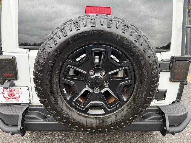 2013 Jeep Wrangler MOAB 4x4 6-Speed - 22916554 - 11