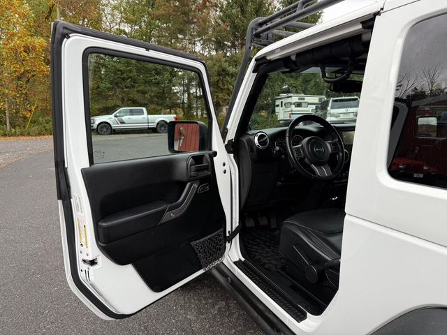 2013 Jeep Wrangler MOAB 4x4 6-Speed - 22916554 - 13