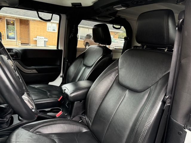 2013 Jeep Wrangler MOAB 4x4 6-Speed - 22916554 - 15