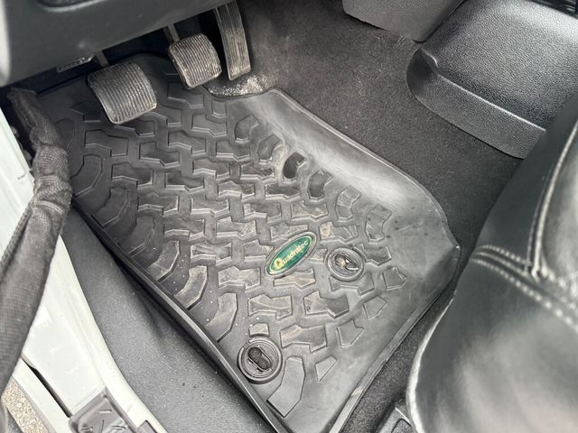 2013 Jeep Wrangler MOAB 4x4 6-Speed - 22916554 - 21