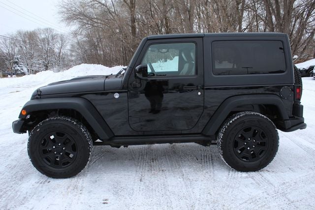 2013 Jeep Wrangler Sahara photo 20