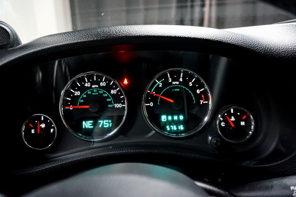 2013 Jeep Wrangler *Rubicon 4WD* *4.10 Gear Ratio* *Navigation* *Only 57k Miles* - 23084532 - 19
