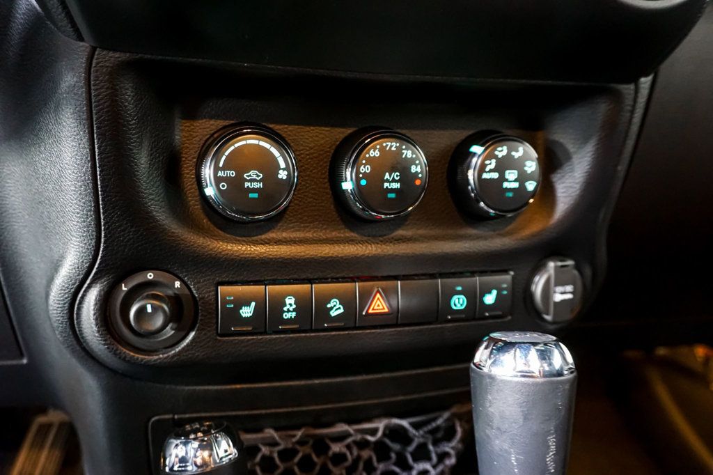 2013 Jeep Wrangler *Rubicon 4WD* *4.10 Gear Ratio* *Navigation* *Only 57k Miles* - 23084532 - 61