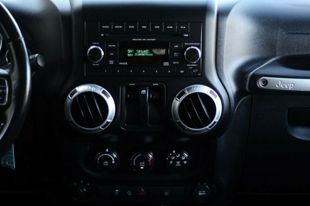 2013 Jeep Wrangler SAHARA W/ 3 PIECE FREEDOM HARD TOP - 23014235 - 12