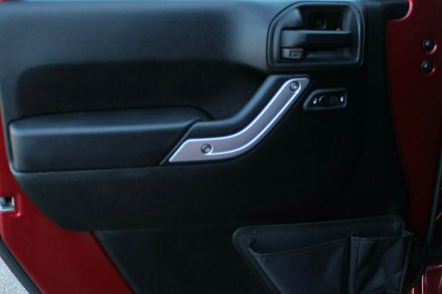 2013 Jeep Wrangler SAHARA W/ 3 PIECE FREEDOM HARD TOP - 23014235 - 19