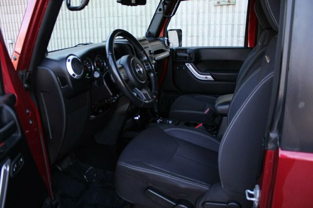 2013 Jeep Wrangler SAHARA W/ 3 PIECE FREEDOM HARD TOP - 23014235 - 21