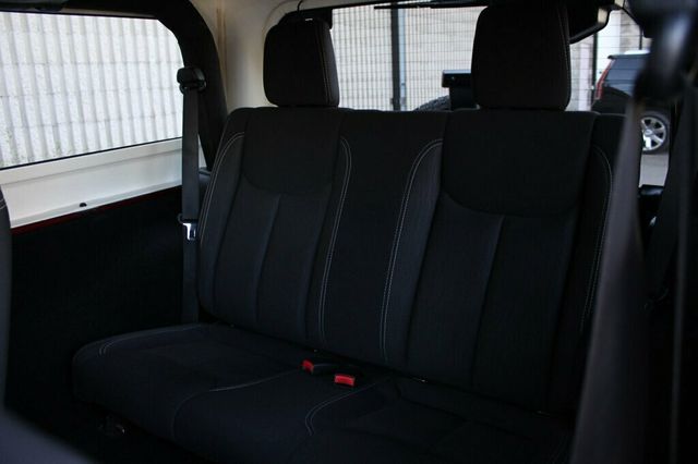 2013 Jeep Wrangler SAHARA W/ 3 PIECE FREEDOM HARD TOP - 23014235 - 24