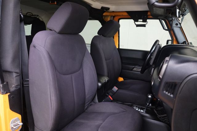 2013 Jeep Wrangler Sport - 23034646 - 18