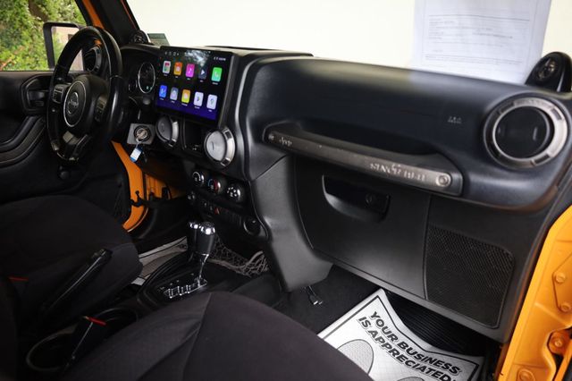2013 Jeep Wrangler Sport - 23034646 - 19