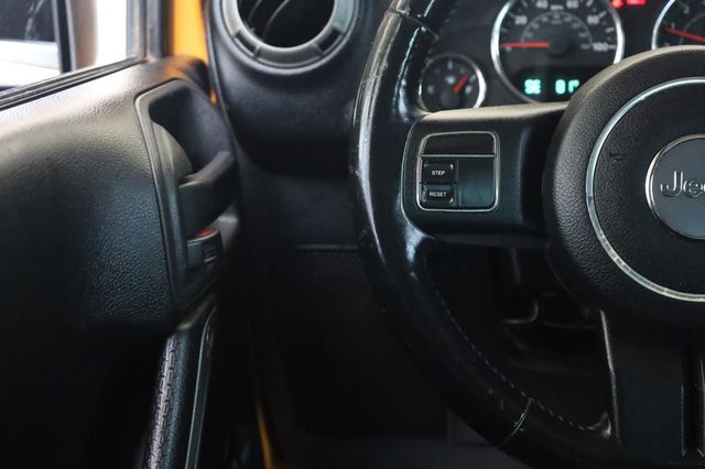 2013 Jeep Wrangler Sport - 23034646 - 21