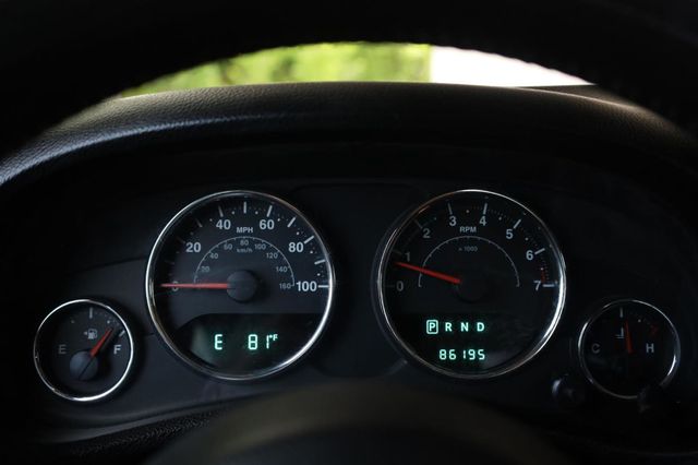 2013 Jeep Wrangler Sport - 23034646 - 32