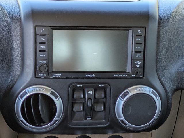 2013 Jeep Wrangler Unlimited  - 22974341 - 16
