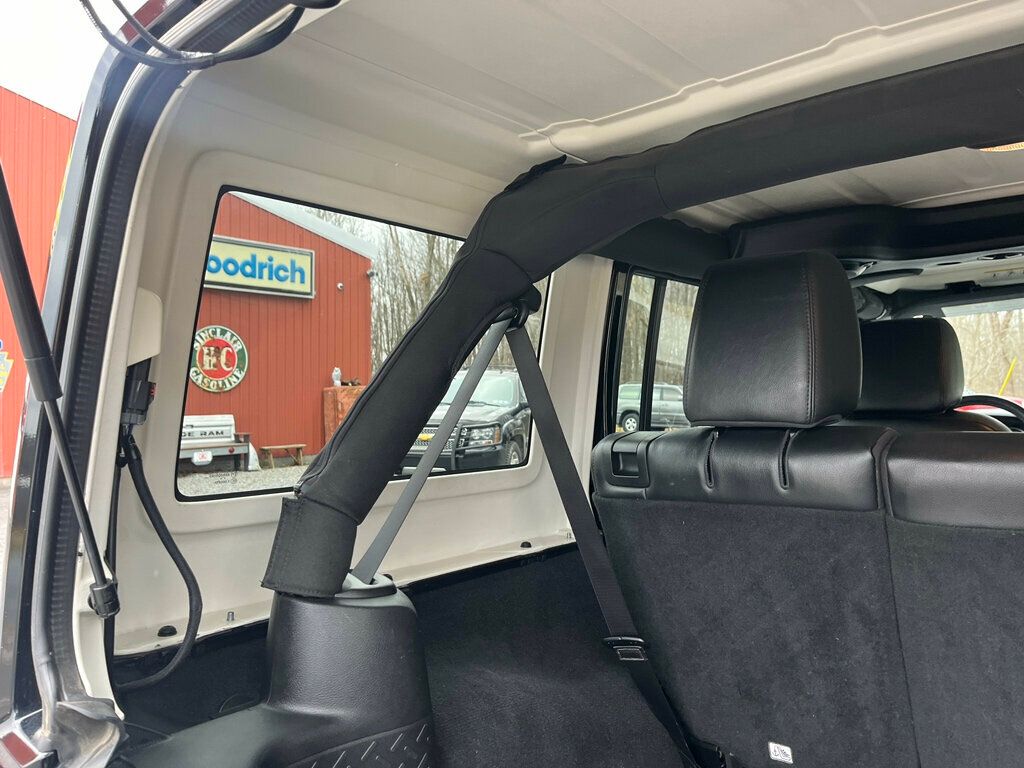 2013 Jeep Wrangler Unlimited 10th ANNIVERSARY Rubicon 4 door JK - 22945619 - 22