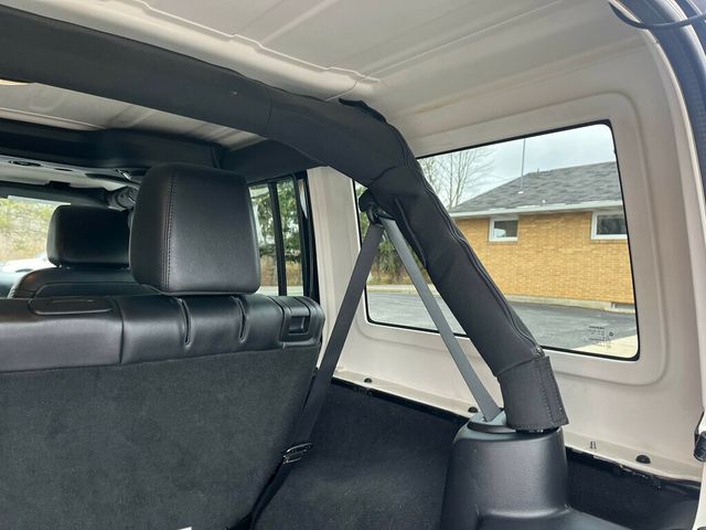 2013 Jeep Wrangler Unlimited 10th ANNIVERSARY Rubicon 4 door JK - 22945619 - 23