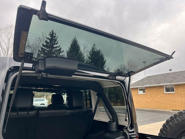 2013 Jeep Wrangler Unlimited 10th ANNIVERSARY Rubicon 4 door JK - 22945619 - 24