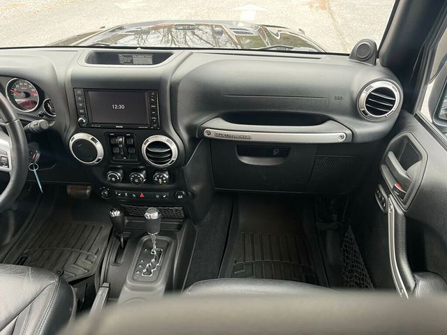 2013 Jeep Wrangler Unlimited 10th ANNIVERSARY Rubicon 4 door JK - 22945619 - 34