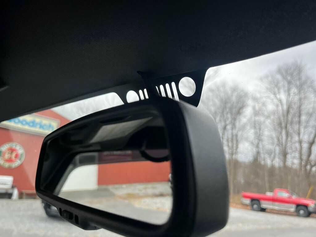 2013 Jeep Wrangler Unlimited 10th ANNIVERSARY Rubicon 4 door JK - 22945619 - 42