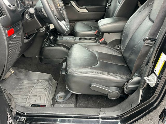 2013 Jeep Wrangler Unlimited 10th ANNIVERSARY Rubicon 4 door JK - 22945619 - 48