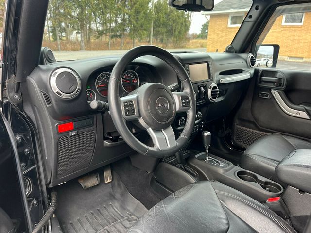 2013 Jeep Wrangler Unlimited 10th ANNIVERSARY Rubicon 4 door JK - 22945619 - 50