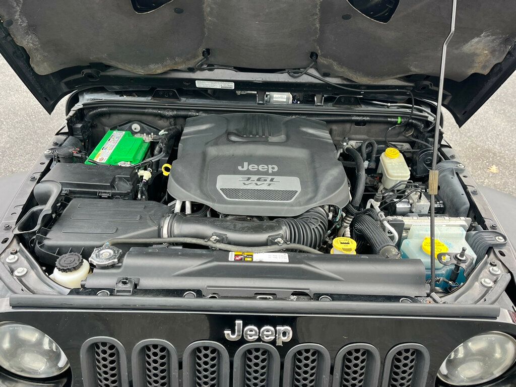 2013 Jeep Wrangler Unlimited 10th ANNIVERSARY Rubicon 4 door JK - 22945619 - 58