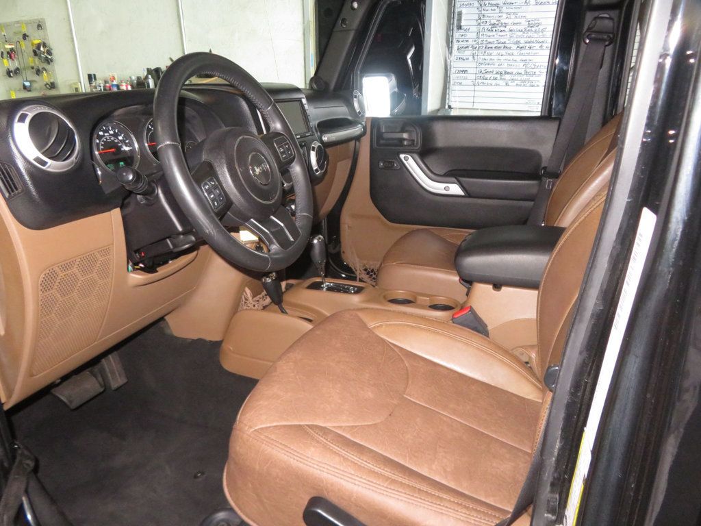 2013 Jeep Wrangler Unlimited 1OWNER JEEP WRANGLER 4DOOR EXTAR CLEAN SAHARA AZ JEEP  - 23023549 - 17