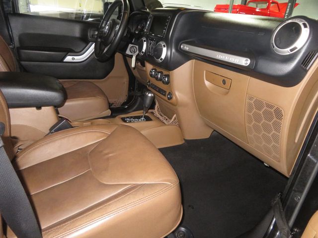 2013 Jeep Wrangler Unlimited 1OWNER JEEP WRANGLER 4DOOR EXTAR CLEAN SAHARA AZ JEEP  - 23023549 - 33